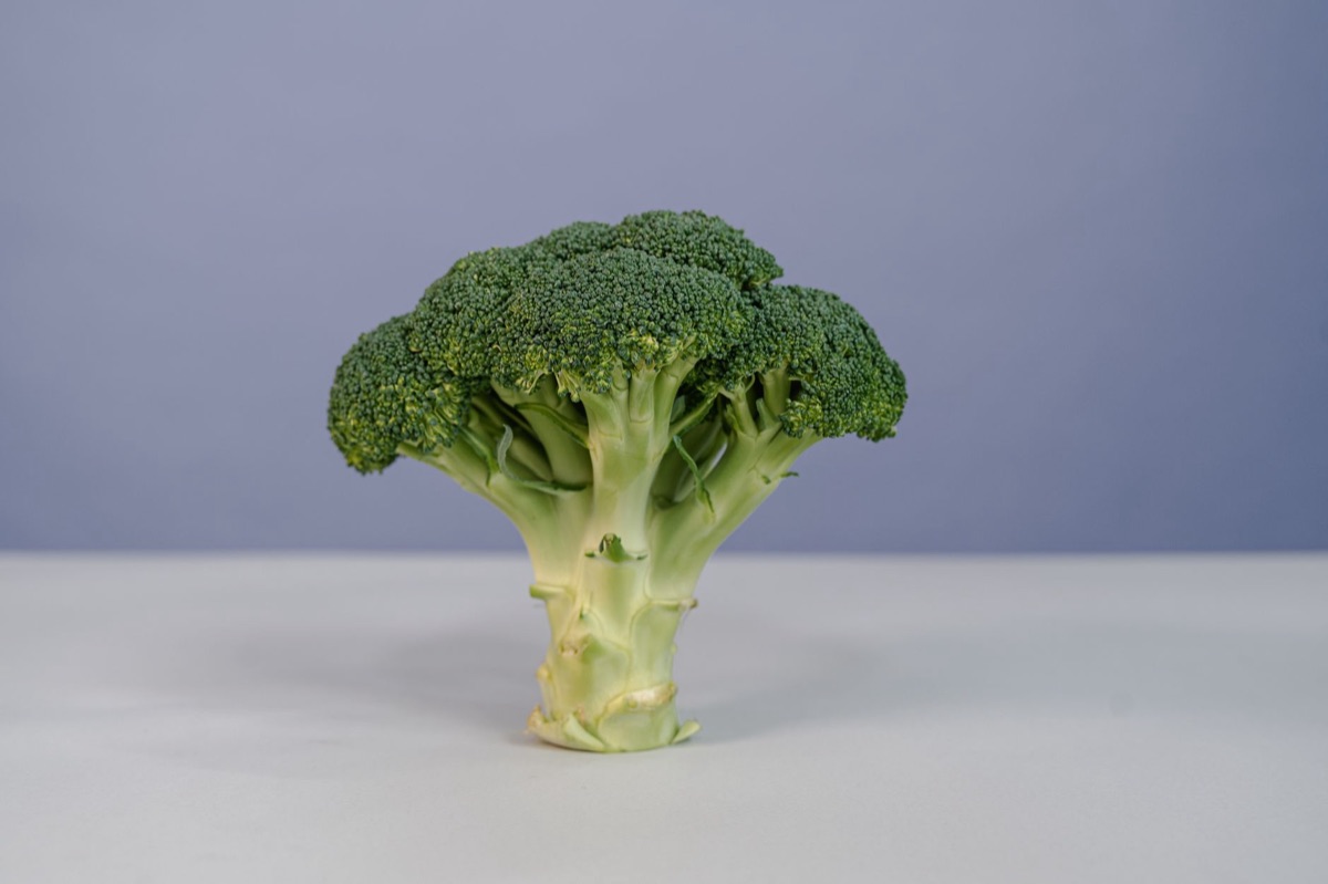 Broccoli and antioxidant in natural setting