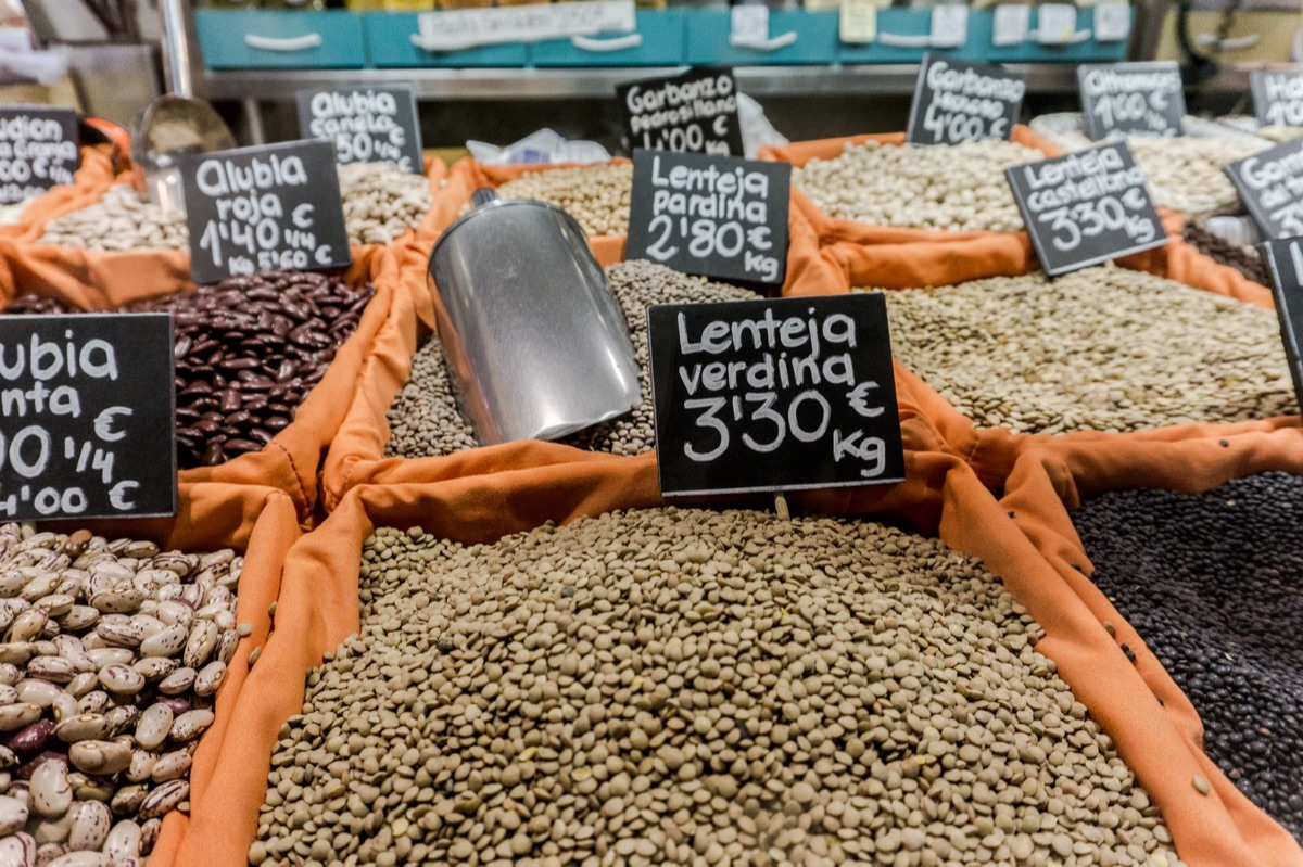 Lentilhas e nozes, fontes de proteína vegetal