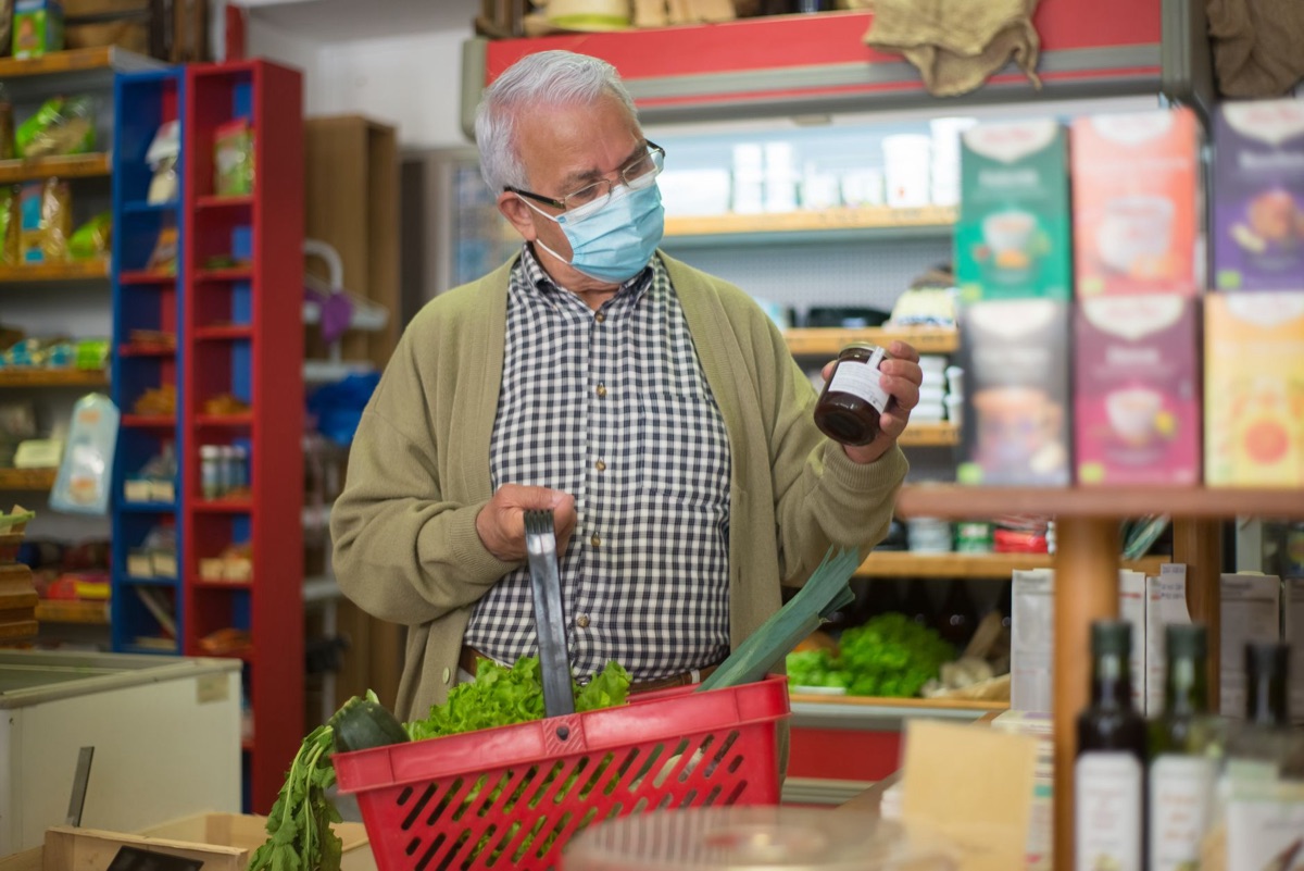Étiquette alimentaire avec informations nutritionnelles