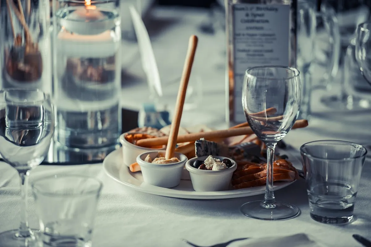 food, restaurant, meal, delicious, salmon, eat, eating, lunch, nutrition, cooking, meat, italian